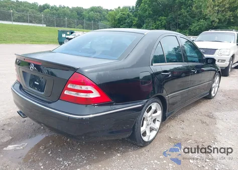 2007 Mercedes-Benz C 230 Sport from USA, damaged, VIN WDBRF52HX7F907706